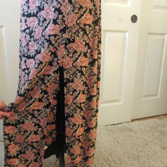 American Eagle Floral Print Maxi Skirt Women's Size Medium - Picture 2 of 6